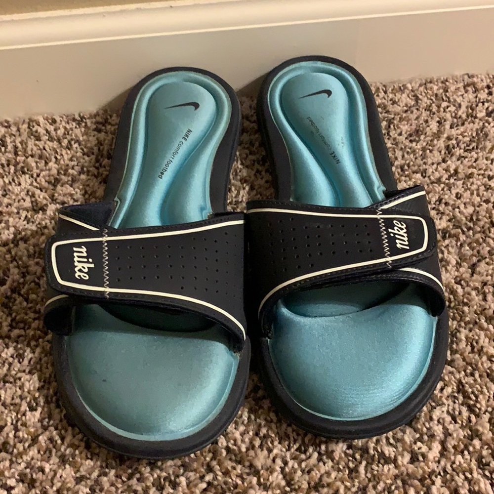 Nike Slides